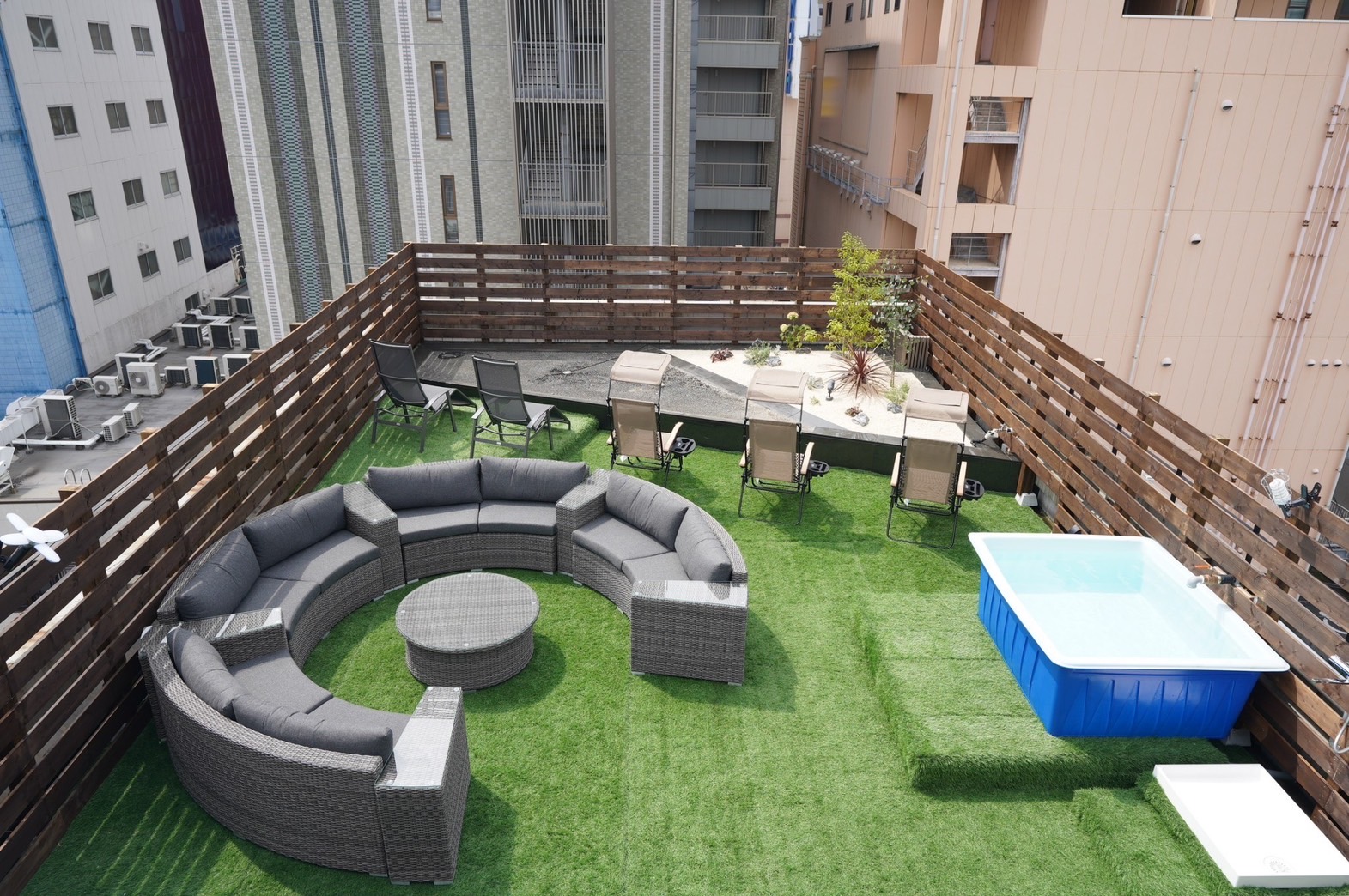 ROOFTOP SAUNA - for sauner - サウナーのための少人数制サウナ ROOFTOP SAUNA - for sauner - サウナーのための少人数制サウナ